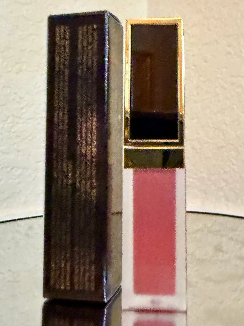 Smitten TOM FORD Liquid Lip Luxe Matte NIB